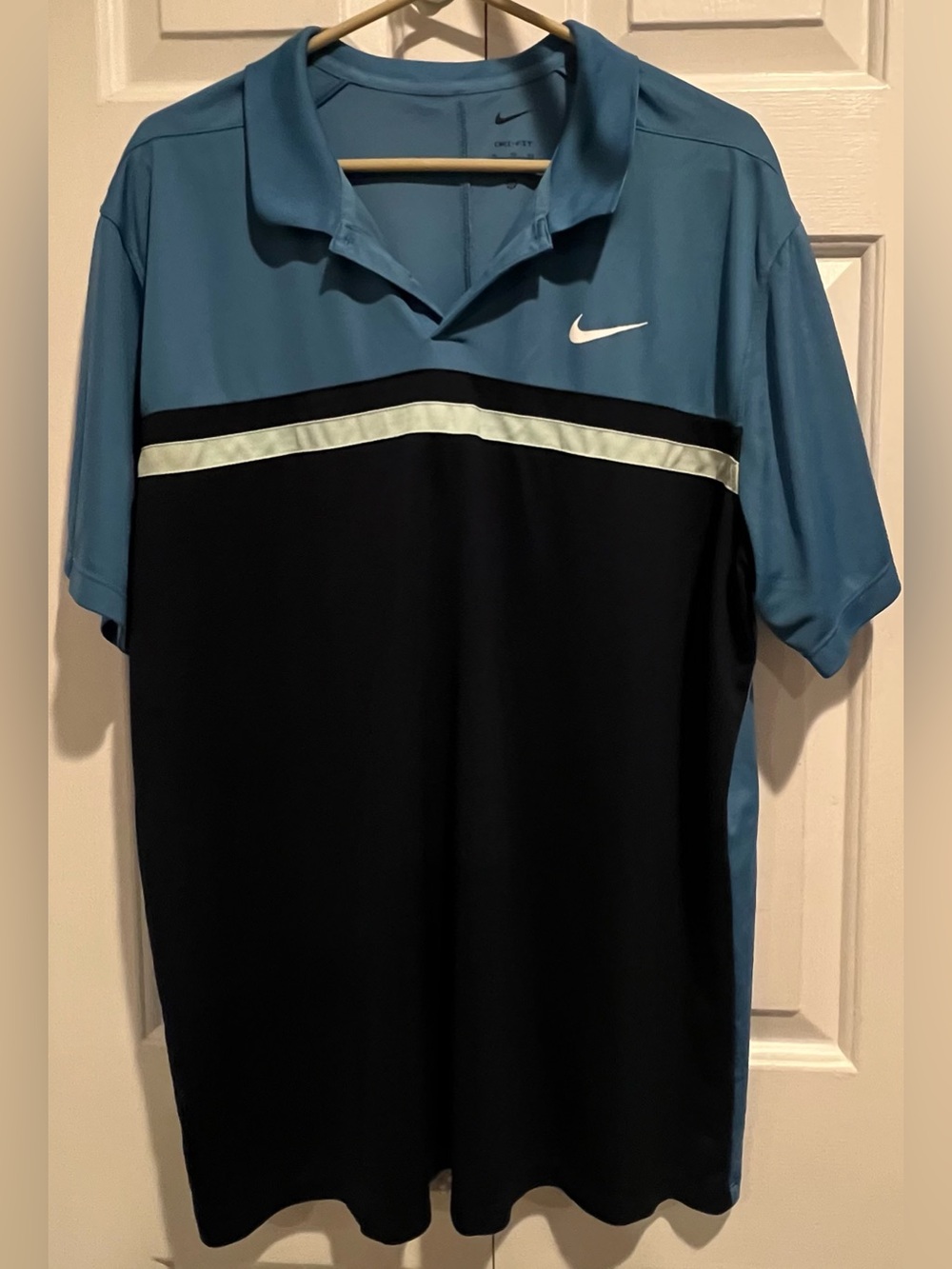 Nike 💙🩵 Two-Tone Blue & Navy Polo with Light Blue Stripe